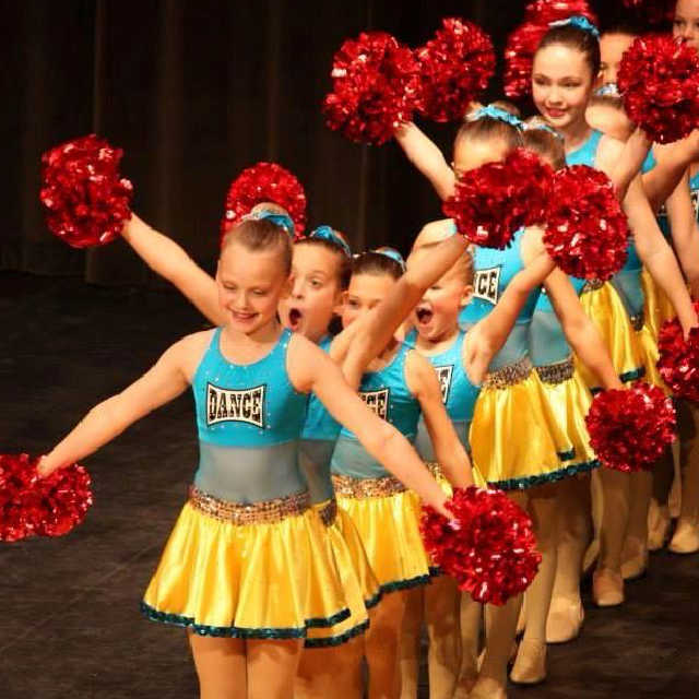 Red Metallic Lite Poms