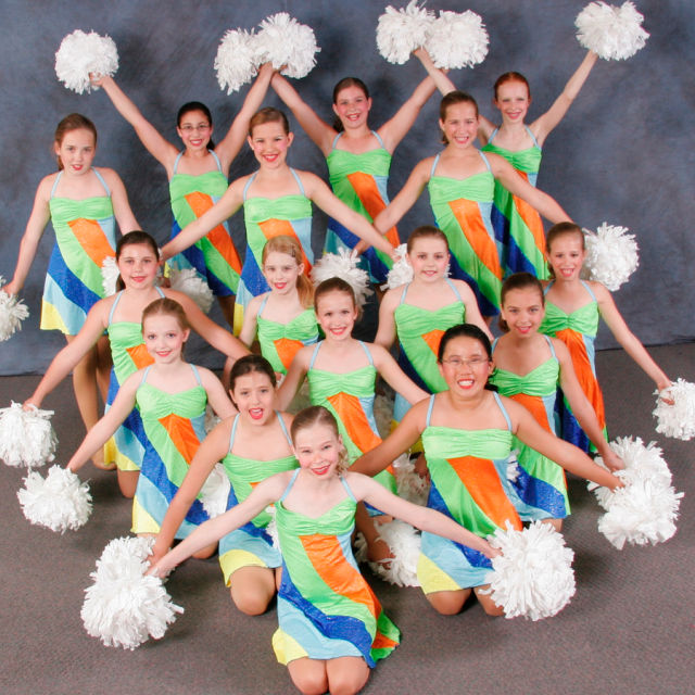 White Plastic Lite Poms